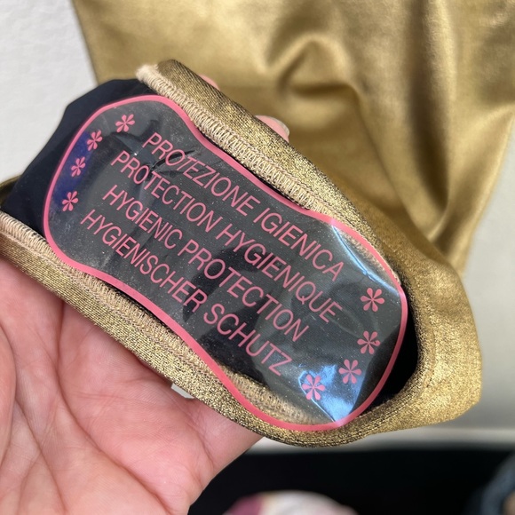 Chanel cruise swimsuit gold metallic - Picture 8 of 16